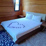 Arlin * Kemer
